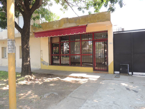 Alquiler Local Comercial En Sobre Av. Galicia