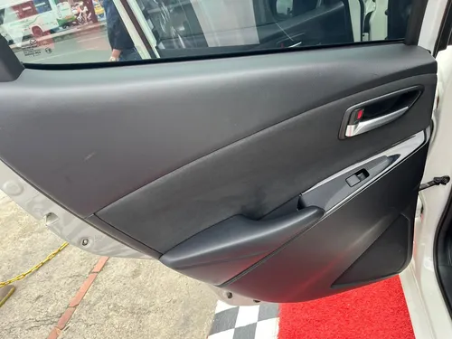 Mazda 2 GRAND TOURING LX 1.5 AT