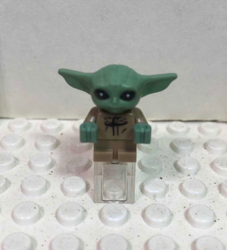 Lego Original. Bebe Yoda. Star Wars. (Usado)
