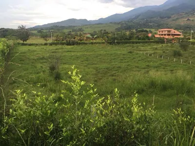 Lote y casalote en venta