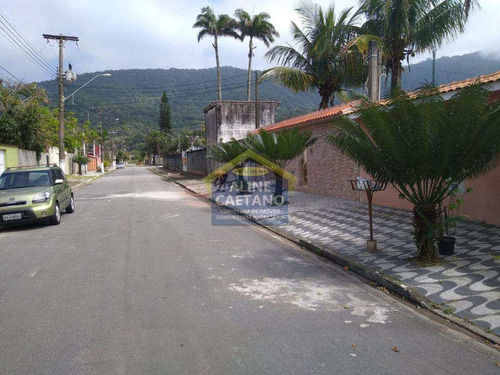 Casa 3 Dorms Com Piscina...na Quadra Da Praia,apenas 450 Mil. - Vant4651