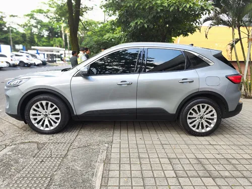Ford Escape 2.0 Titanium
