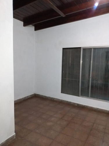 Casa En Venta - 3 Dormitorios 3 Baños - 600mts2 - Manuel B. Gonnet, La Plata