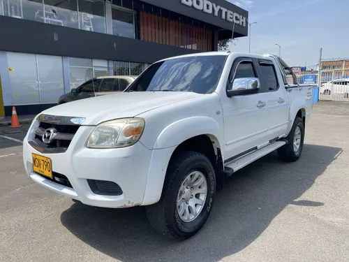 Mazda BT-50 2.6 4x4 | TuCarro