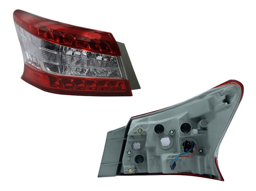 Calavera Izquierda Exterior C/led Sentra 2013 2014