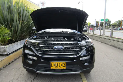 Ford Explorer 2.3 Xlt At 4x4 7 Puestos
