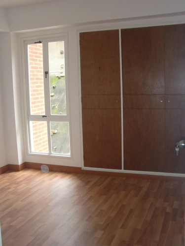 Alto Hatillo Espectacular Vista Pozo De Agua Calle Privada Vigilancia Edificio Nuevo Pisos De Mármol Cocina Ciao Cucine 180mts 4h/4b/ Exclusivo Edificio Nuevo 2 Puestos En Sótano Maletero