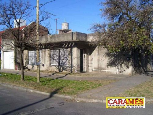 Casa En Venta En Lanus Oeste