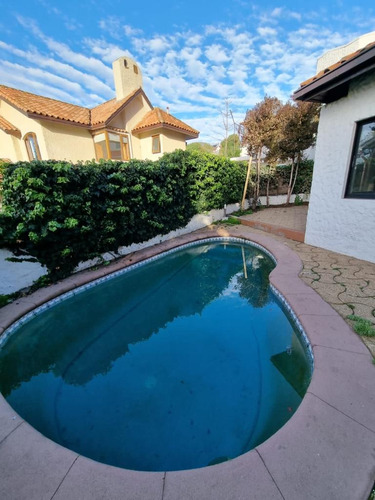 Broker Bosques 3d- Escrit- Piscina- 3 B- Llegar Y Habitar