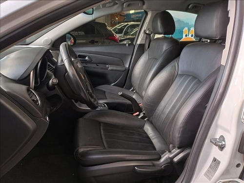 Imagem 12 de 14 de Chevrolet Cruze 1.8 Lt Flex Automático 2014