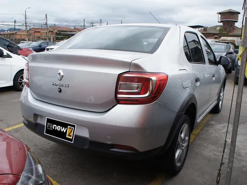 Renault Logan 1.6 Expression / Life +