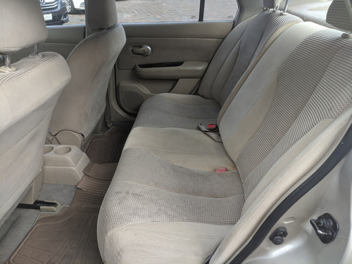 Imagen 13 de 15 de Nissan Tiida 2011 Emotion Tm