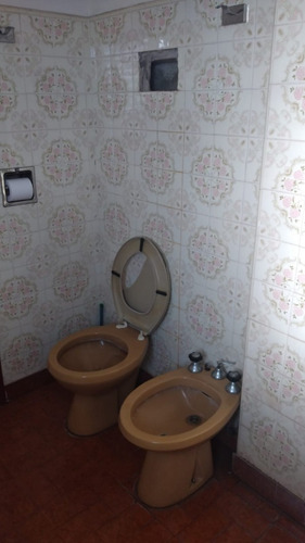 Departamento En Venta Santa Teresita, 2 Dormitorios, Cocina, Comedor, Baño, Terraza, 4° Piso.
