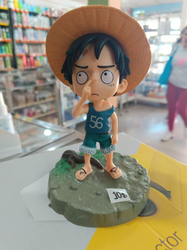 Figura De Luffy Picando Nariz One Peace