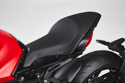 Imagen 18 de 25 de Mv Agusta Dragster Rosso 800 2022, No Bmw, No Ducati Gjf