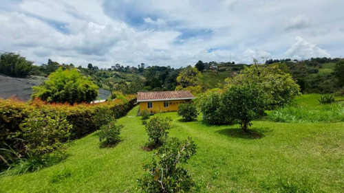 Hermosa Casa Finca En Venta En Ríonegro Antioquia  Excelente Ubicación