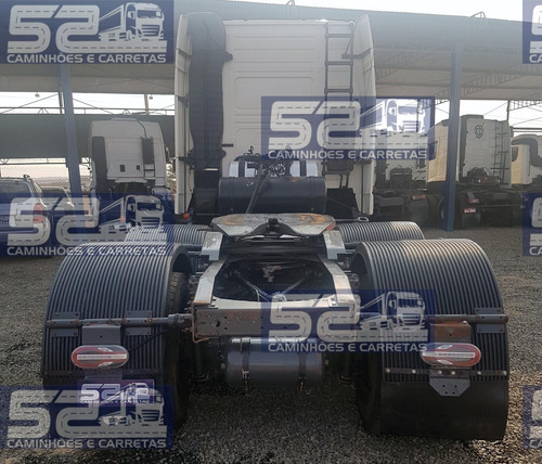 Imagem 7 de 15 de Volvo Fh 540 6x4 2013-14