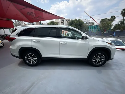 Toyota Highlander Xle