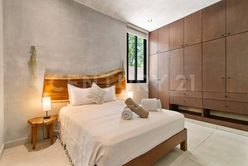 Villa En Venta Tulum De Tres Habitaciones Y Tres Baños Y Medio Ubicacion Ideal
