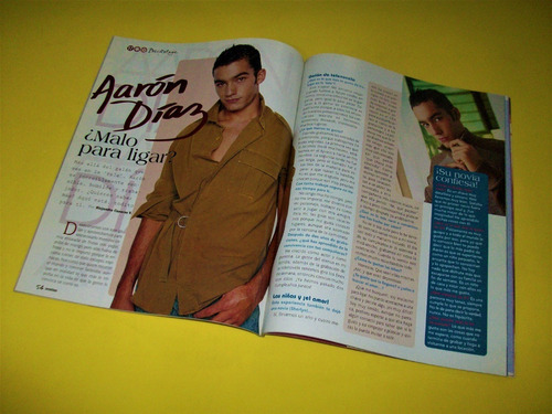 Imagen 2 de 6 de Aaron Diaz Revista Seventeen Thalia Orlando Bloom Angelina J