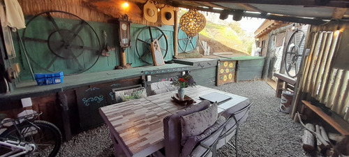 Venta De Parcela Con Casa En Lomas De San Isidro, Quillota