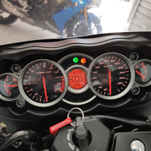 Suzuki Hayabusa Gsx 1300 2011