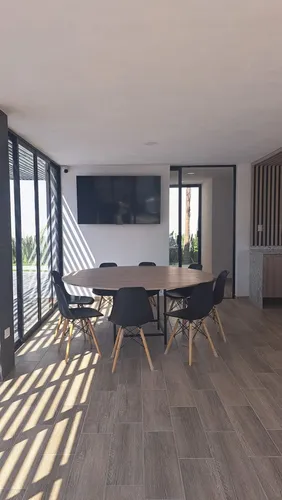 Se Vende Hermosa Casa En Lomas De Angelópolis En Cluster Con Alberca