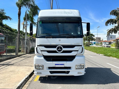 Mercedes Axor 2544 - 6x2 - 2021 - Teto Alto - Baixo Km