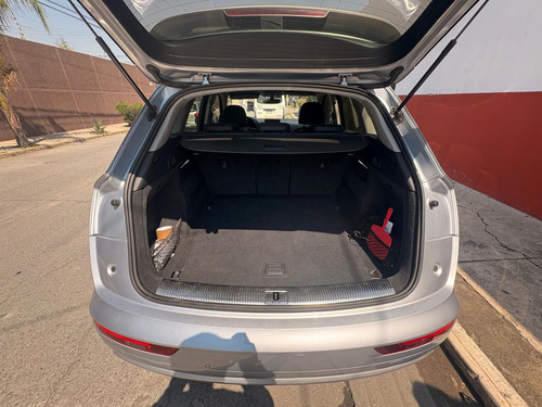 Audi Q5 2.0 L T Select Dsg