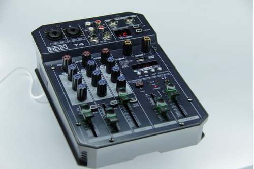 Mesa De Som 4 Canais Boxx T4 Interface Usb Lives E Gravações
