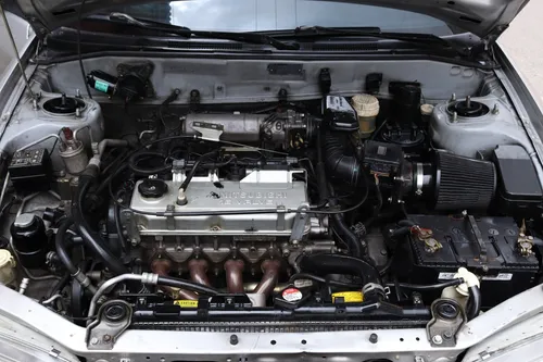 Mitsubishi Lancer Glx 1.6 Mod 97