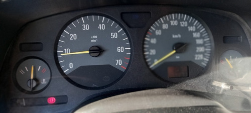 Chevrolet Astra 2.0gl Con Gnc 5p 2009