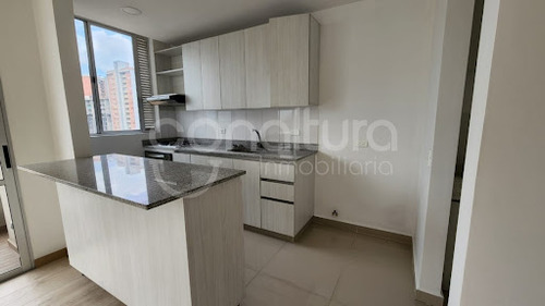 Apartamento En Arriendo Suramerica 472-2873