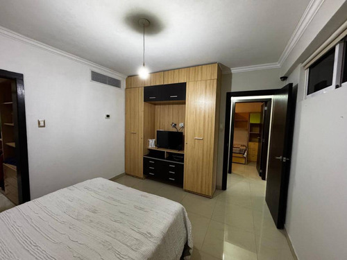 Lm En Venta Apartamento En Res. Trigal Country, Trigal Centro. Valencia Carabobo Venezuela