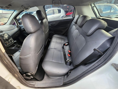 Fiat Punto 1.4 8v 4p