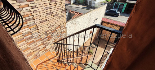 *jl/descubre El Lugar Perfecto: Casa En Venta Nueva Segovia Barquisimeto Lara, Venezuela/ Jlópez/ # 23-22361
