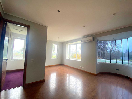 Gran Casa En Condominio, Colina (103610)