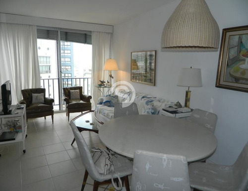Alquiler 1 Dormitorio En Peninsula- Ref: 1341