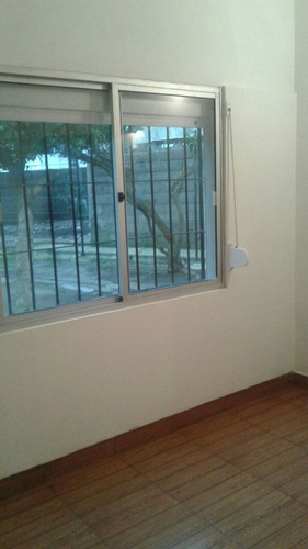 Imagen 8 de 13 de Bvar Batlle Y Ordoñez Alquiler Casa 2 Dormitorios Con Cochera