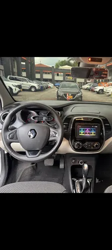 Renault Captur 2.0 Intens Automática