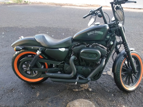 Imagem 1 de 9 de Harley Davidson 883