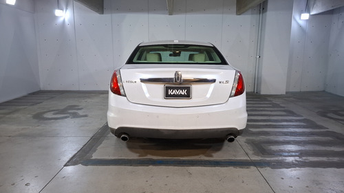 Lincoln MKS 3.7 V6 AT