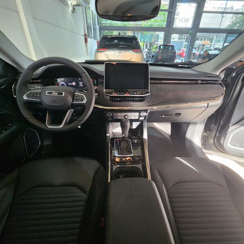 Jeep Commander 1.3 T270 Limited 7pas AT6 4x2