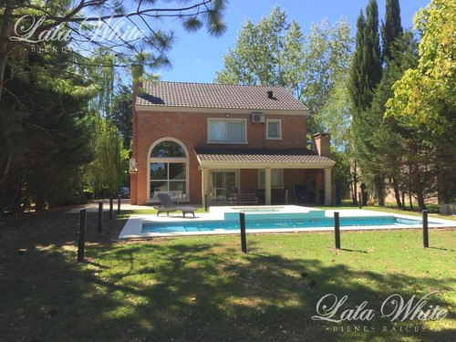 Imagen 4 de 28 de Venta - Casa En Saint Thomas Sur