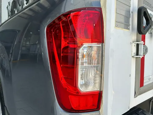 Nissan Np-300 Frontier Se Tm