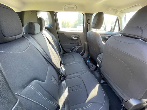 Imagen 17 de 18 de Jeep Renegade 1.8 4x2 Sport At 2023