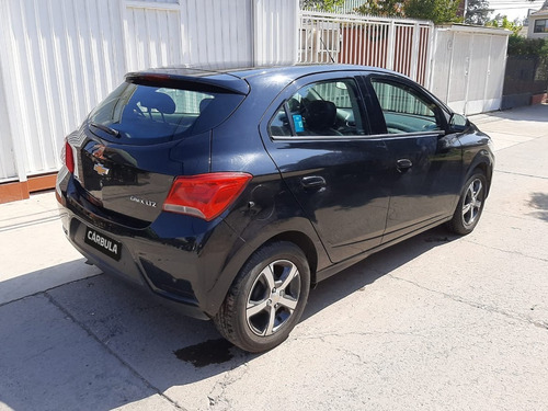 Chevrolet Onix 1.4 Ltz Hb Mt 5p 2017. ¡económico!