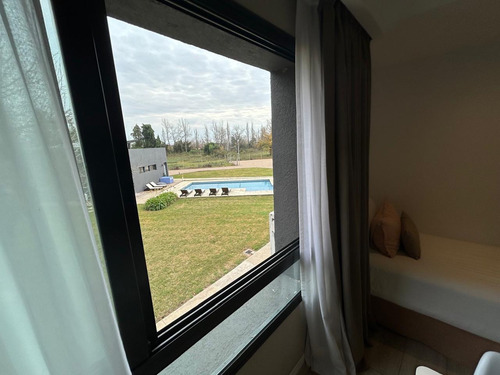 Venta Departamento 1 Dormitorio Campana Con Cochera