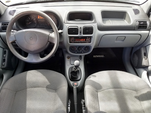 Renault Clio 2 F2 1.2 5p Pack Plus 2011