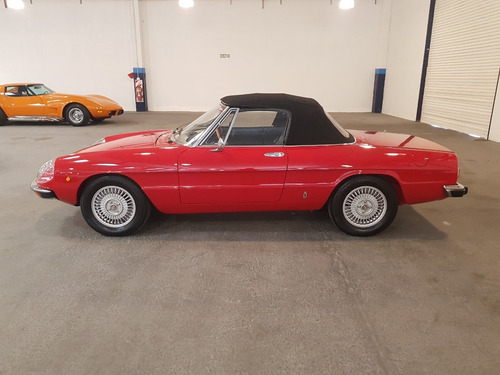 Imagen 16 de 21 de Alfa Romeo Spider 2.0 (1974) - Macomeclassic